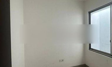 Sewa Rumah Murah Pik2 2 Lantai 2 Kamar Tidur Tahap 1 Ber Ac