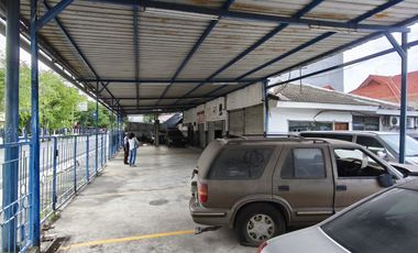 Rumah Ex Bengkel Posisi Huk Cocok Untuk Usaha di Cempaka Putih