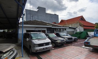 Rumah Ex Bengkel Posisi Huk Cocok Untuk Usaha di Cempaka Putih