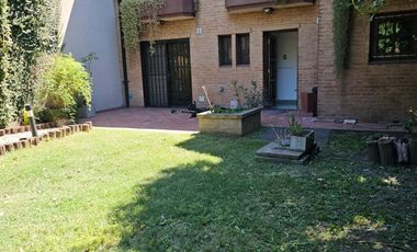 Hermosa casa en Glew, barrio los Aromos