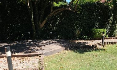 Hermosa casa en Glew, barrio los Aromos