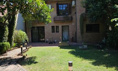 Hermosa casa en Glew, barrio los Aromos