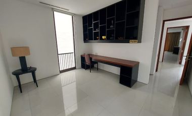 Rumah Graha Family  Golf View Furnished Ada Kolam renang