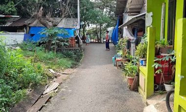 Disewakan Tanah Kosong Murah dan strategis di Pinggir Danau