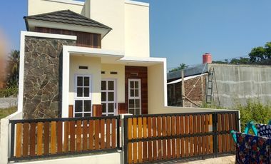 Rumah dijual di Cibiuk Garut 190 juta-an