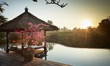 Nego, villa view lembah dan sawah yang menawan di Ubud