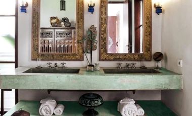 Nego, villa view lembah dan sawah yang menawan di Ubud