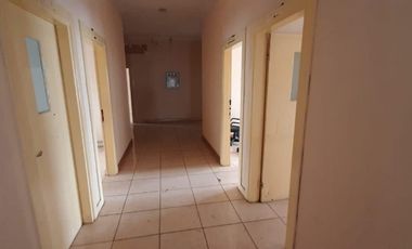 Di sewakan kantor berikut lahan luas. jakarta timur