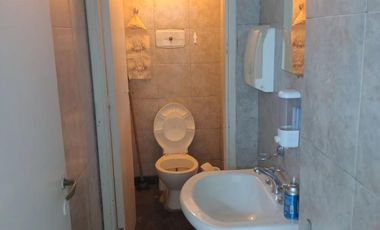 Local en Esquina en Constitucion con Sótano y Altillo