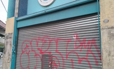 Local en Esquina en Constitucion con Sótano y Altillo