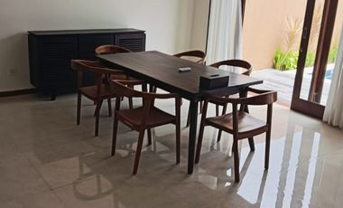 Villa Mewah Taman Giri Nusa Dua Bali 3 Kamar Tidur Harga Nego