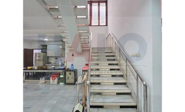 Dijual Rumah Taman Kebon Jeruk Intercon