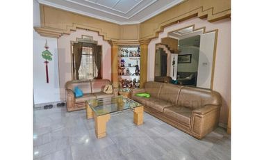 Dijual Rumah Taman Kebon Jeruk Intercon