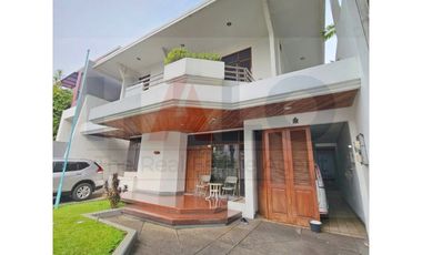 Dijual Rumah Taman Kebon Jeruk Intercon