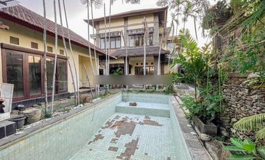 Dijual Cepat Termurah Di Area Renon Rumah 2 Lantai SHM Bali