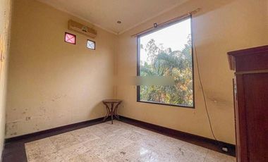 Dijual Cepat Termurah Di Area Renon Rumah 2 Lantai SHM Bali