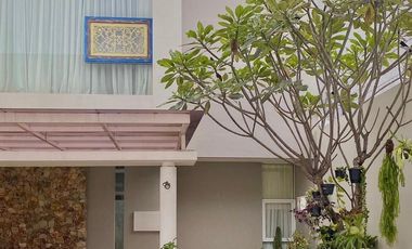 Dijual Cepat Rumah 2 Lantai Alana Boutique Town House SHM Jagakarsa