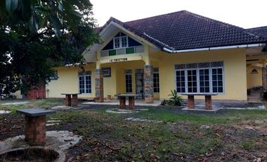 Dijual rumah besar dilokasi strategis jl Cut Nyak Dien Palembang