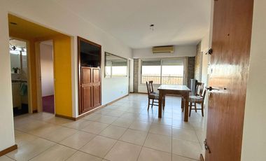 Departamento de 3 ambientes con 2 balcones