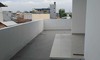 Jual Cepat Rumah Bangunan Baru 3 Tingkat di Tambora Jakarta Barat