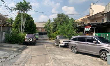 Dijual Rumah Brand New 3 Lantai Dekat Jalan Tol di Muara Karang IX