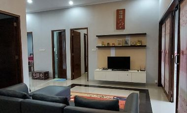 villa murah luas 1000 dekat wisata batu dan kampus UMM parkir luas