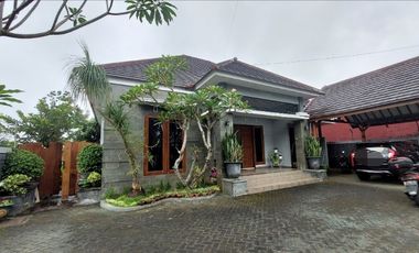 villa murah luas 1000 dekat wisata batu dan kampus UMM parkir luas