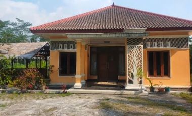 BELI RUMAH MURAH BONUS TANAH 2862M DI BANDONGAN MAGELANG