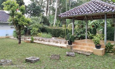 FULL BESERTA ISINYA  RUMAH BERNUANSA VILA  SEJUK DAN AIR NORMAL