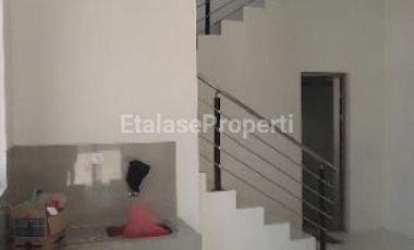 sewa rumah greenland menganti citraland furnish