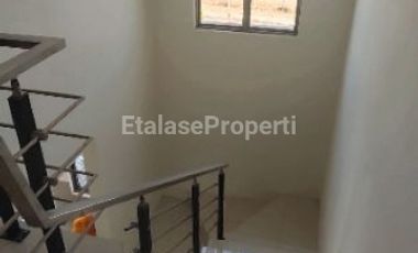 sewa rumah greenland menganti citraland furnish