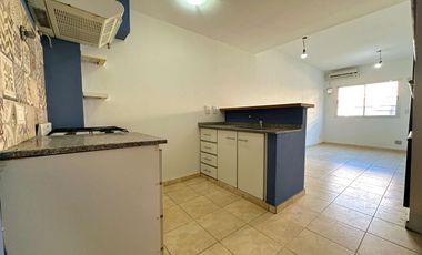 Departamento tipo duplex de 2 ambientes con balcon
