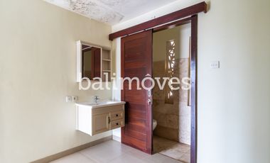 Dijual Dua Villa Berdampingan Di Kesiman Kertalangu