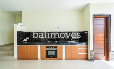 Dijual Dua Villa Berdampingan Di Kesiman Kertalangu