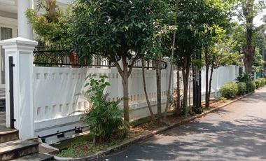dijual rumah mewah di taman aries Meruya