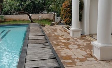 dijual rumah mewah di taman aries Meruya