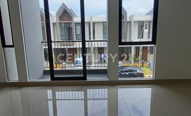 Rumah Siap Huni Di Kawasan Summarecon Mutiara Makassar