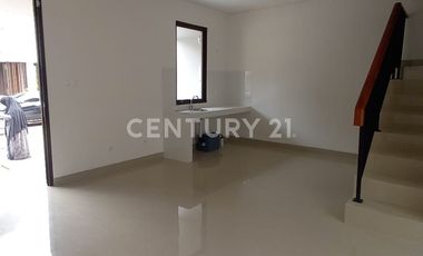 Rumah Siap Huni Di Kawasan Summarecon Mutiara Makassar