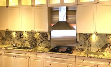 Capital Residence 3 Bedrooms Large