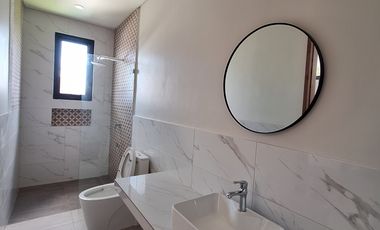 Brand New Villa in cemagi for rent