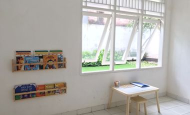 Rumah Hommy di Jl Perkici Bintaro sektor 5 - 11242