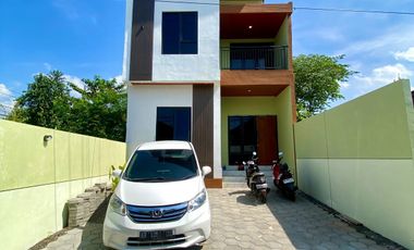 dijual rumah di sleman dekat kampus UNU dan UNISA dalam ringroad