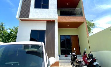 dijual rumah di sleman dekat kampus UNU dan UNISA dalam ringroad