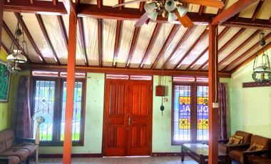 Rumah Klasik  plus kamar Kos tengah Kota, Serengan  Solo