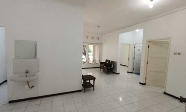 Murahh Disewakan rumah galaxy bumi permai / araya 2