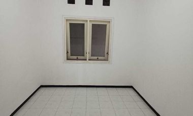 Murahh Disewakan rumah galaxy bumi permai / araya 2