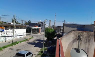 CASA EN VENTA EN ISIDRO CASANOVA