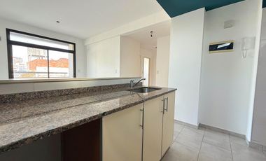 Departamento de 3 ambientes con balcon