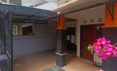 dijual rumah di sleman dekat kampus ugm jalan kaliurang km 6 mlati