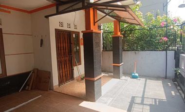 dijual rumah di sleman dekat kampus ugm jalan kaliurang km 6 mlati